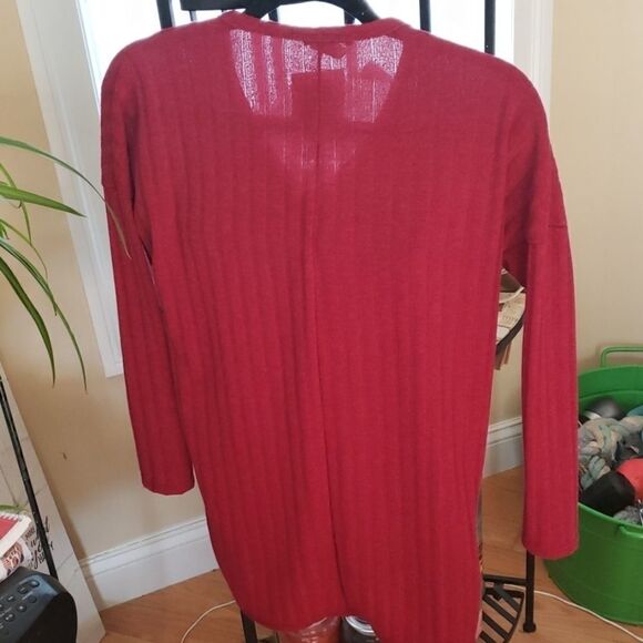 Long sleeved ribbed top - Picture 5 of 5